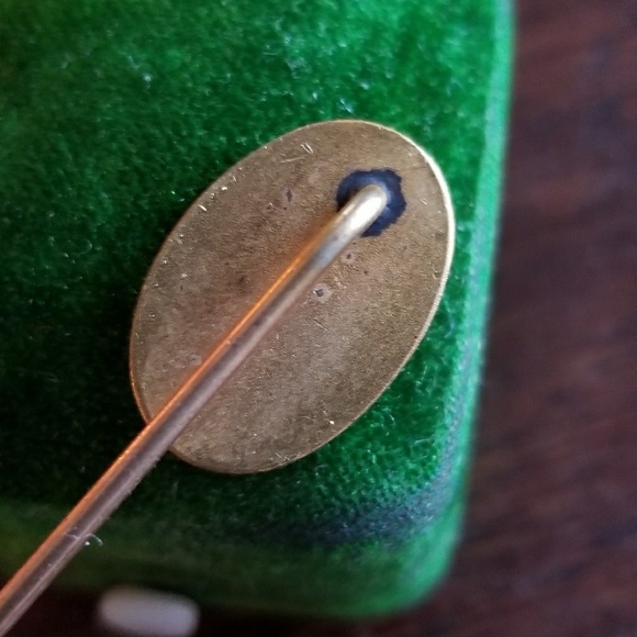 Vintage Odd Fellows stick pin gold tone I.O.O.F. stickpin lapel fraternal - Picture 3 of 5